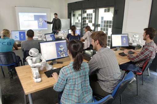 Students learning about NAO programming