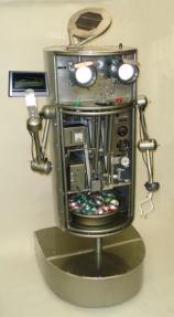 Dr. R.E. Cycler - Picture: /uploads/images/robots/robotpictures-all/dr.-r.e.-cycler-001.jpg