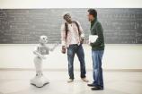 Pepper In The Classroom - Picture: /uploads/images/robots/pepper/pepper-classroom.jpg