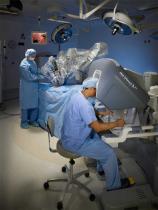 da Vinci Si Operating Room - Picture: /uploads/images/devices/si-da-vinci-si-operating-room-001.jpg
