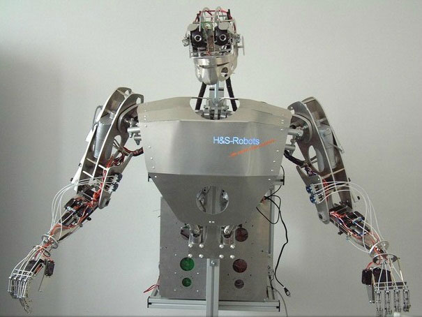 Data - Picture: /uploads/images/robots/robotpictures-all/data-001.jpg