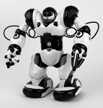 Robosapien - Picture: /uploads/images/robots/robotpictures-all/robosapien-001.jpg